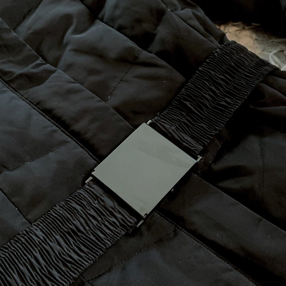 Zara Stylish Black Fitted Puffer Coat with Belt - Picture 5 of 11